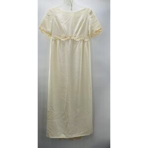 Victorian Wedding Dress Vintage ILGWU With 90" Veil Ivory Embellished